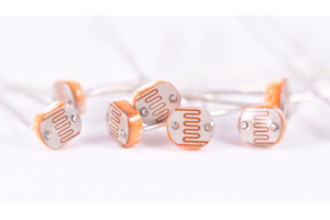 Hướng dẫn về điện trở quang (LDR): Cách thức hoạt động, loại, mạch và cách sử dụng